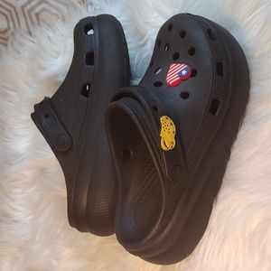 CROCS Iconic crush comfort black sz 5